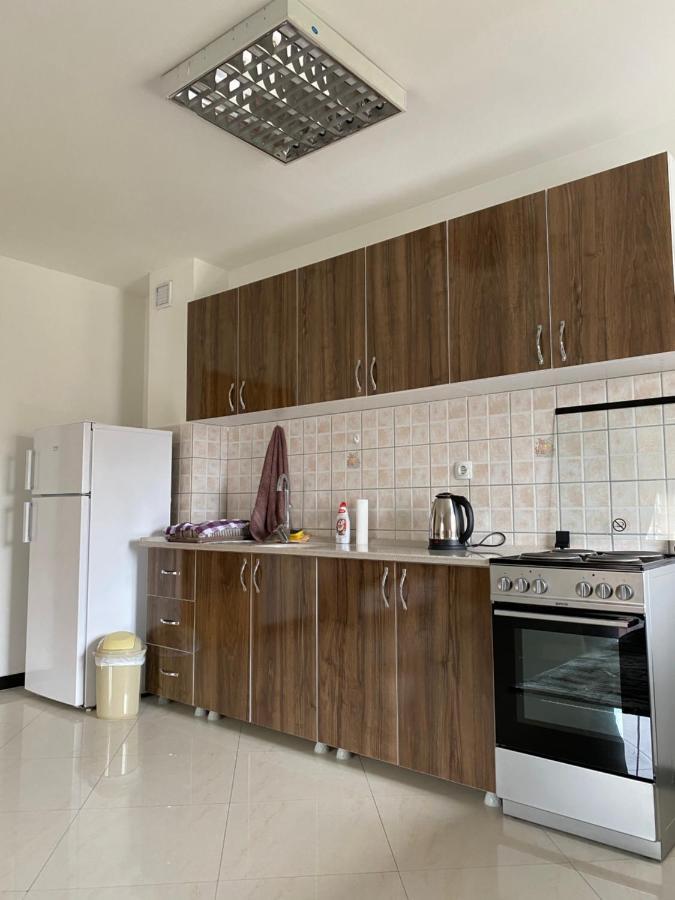 Capital Apartment Prishtina Pristina Eksteriør billede